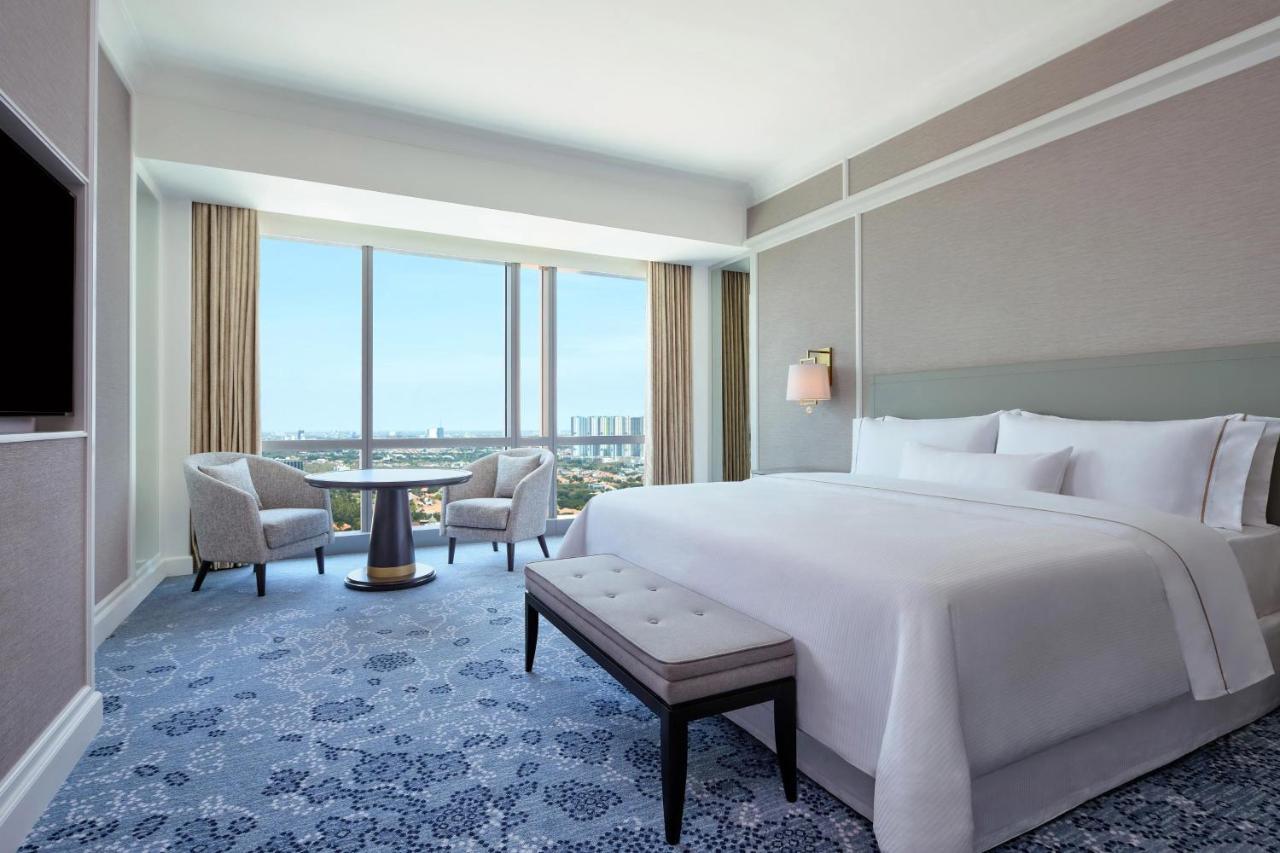 The Westin Surabaya Hotel Luaran gambar
