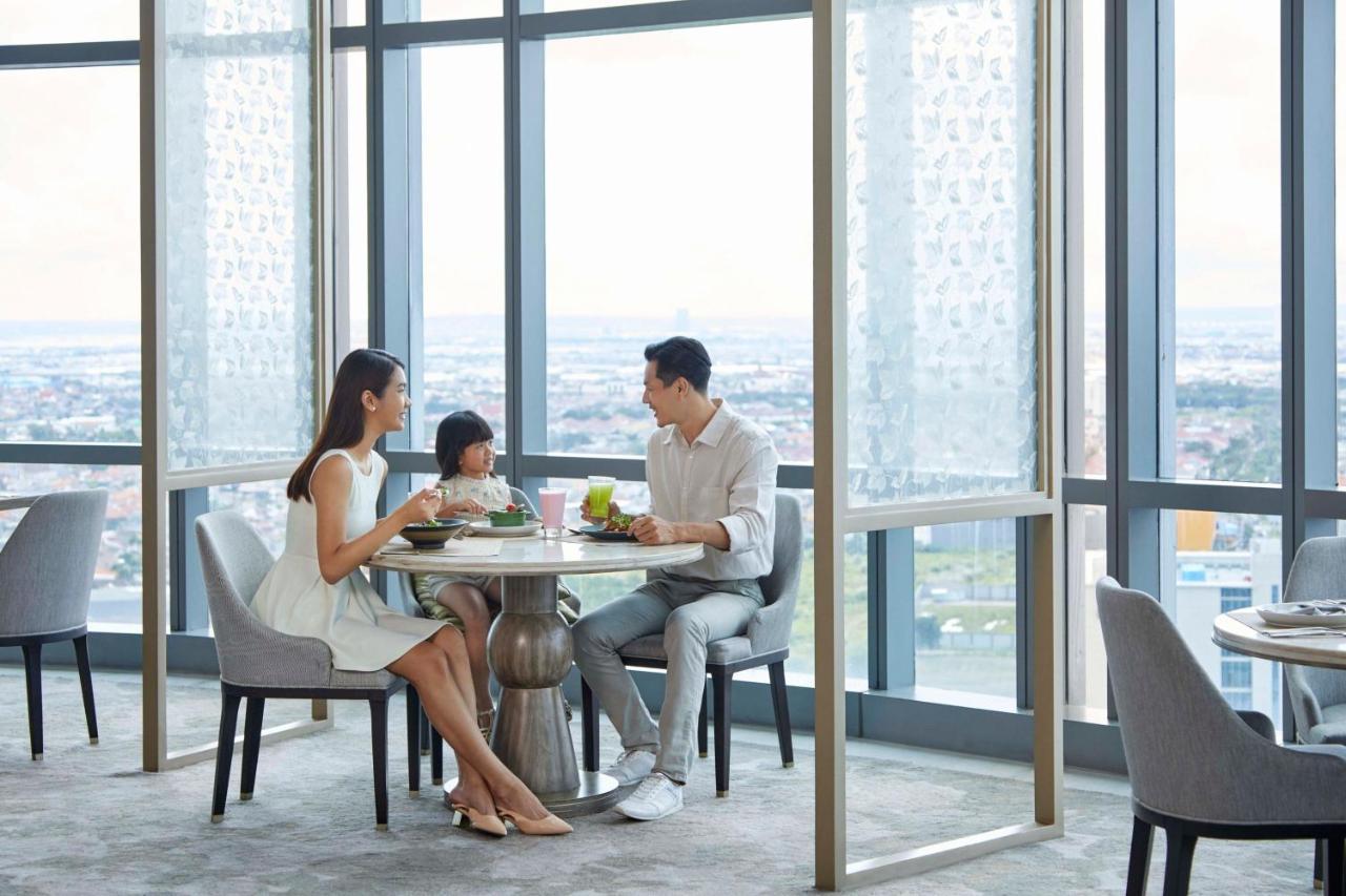 The Westin Surabaya Hotel Luaran gambar