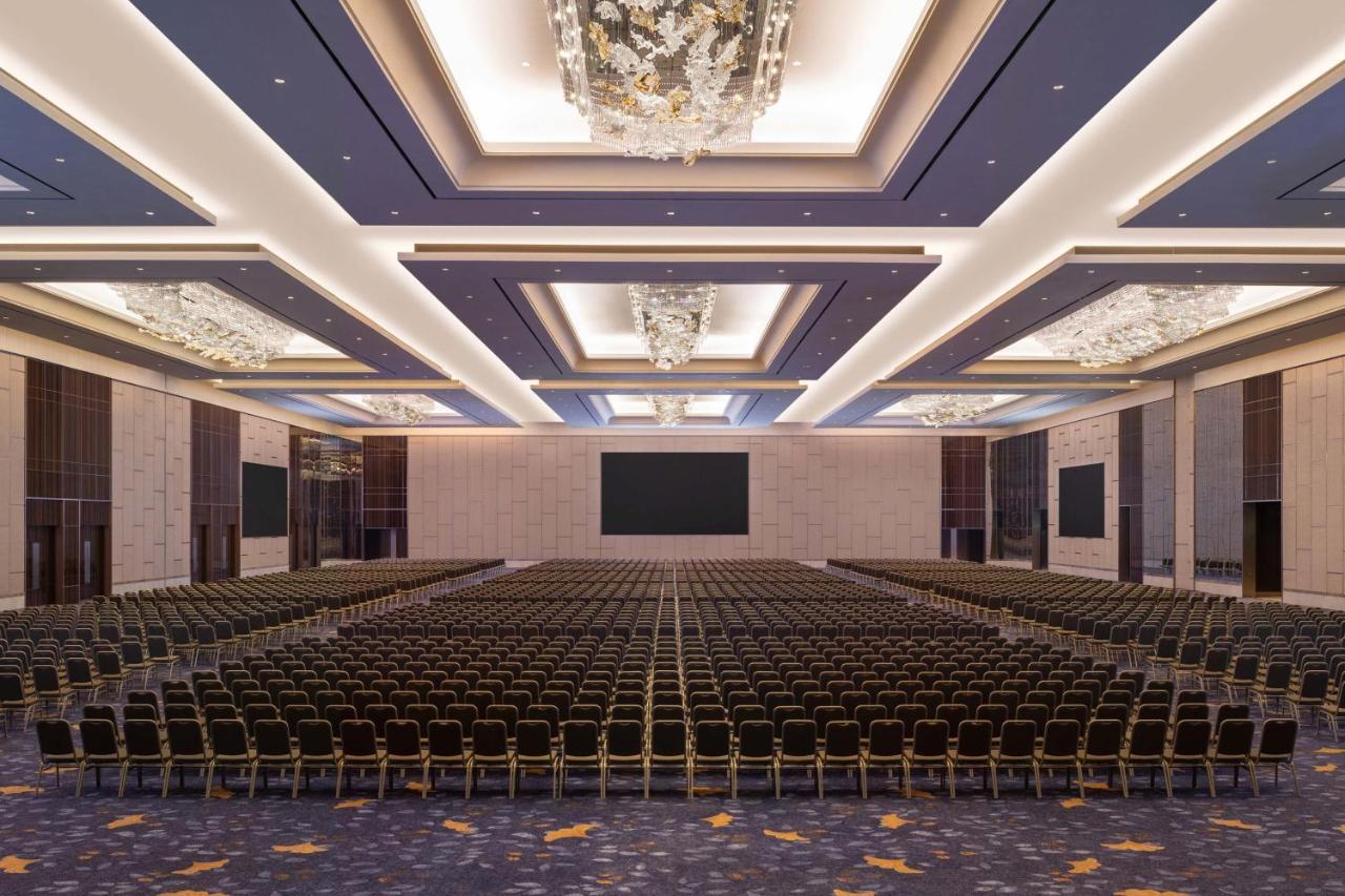 The Westin Surabaya Hotel Luaran gambar