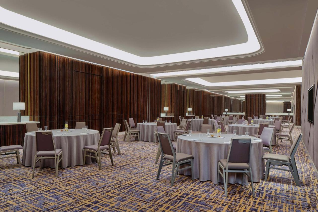 The Westin Surabaya Hotel Luaran gambar