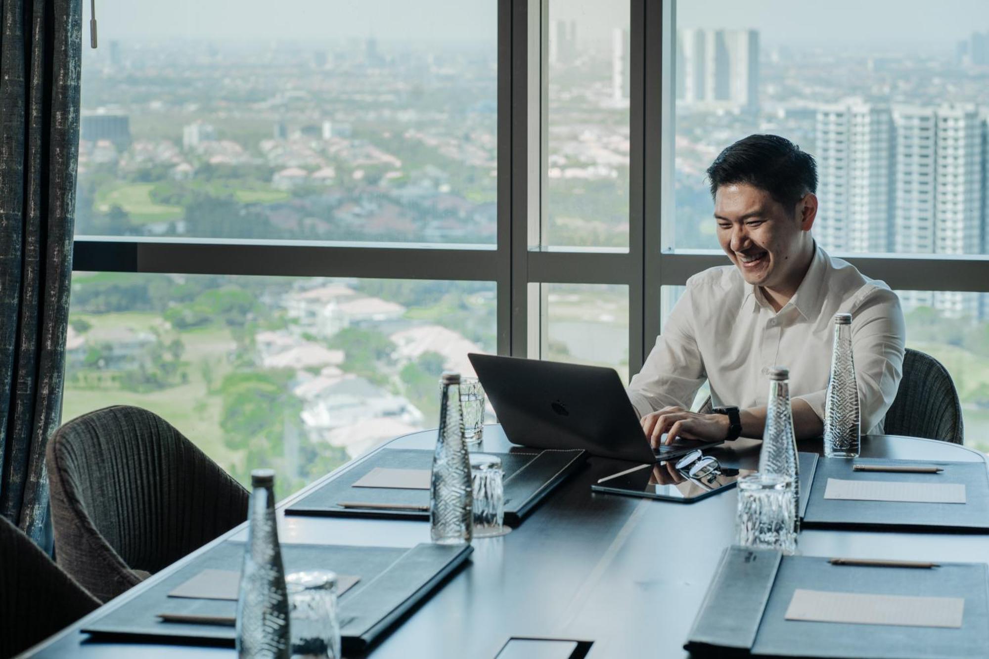 The Westin Surabaya Hotel Luaran gambar